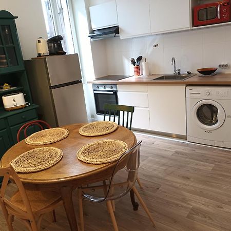 Appartement T2 Renove, Centre-Ville Hendaye, Proche Baie, Sans Ascenseur, Balcon, Calme, Wifi Non Inclus - Fr-1-239-850 Екстериор снимка