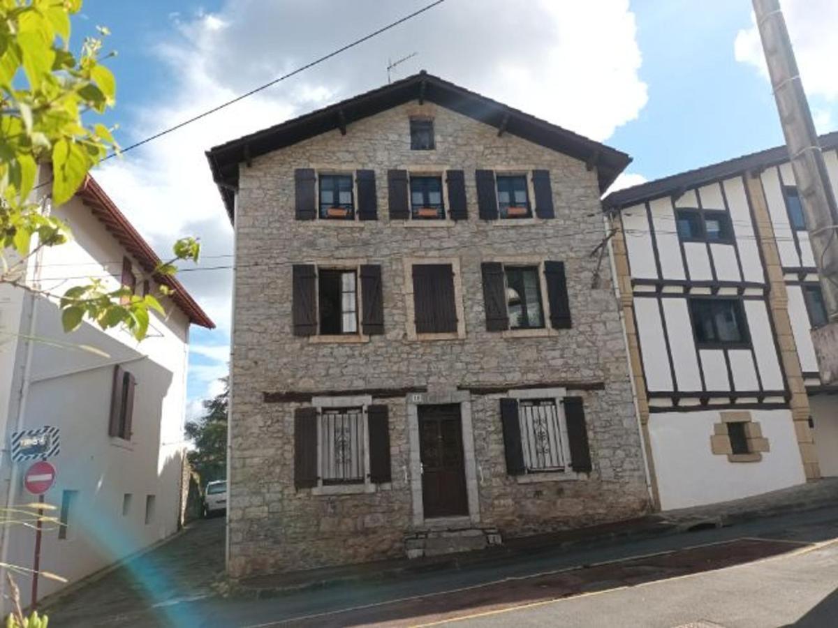 Appartement T2 Renove, Centre-Ville Hendaye, Proche Baie, Sans Ascenseur, Balcon, Calme, Wifi Non Inclus - Fr-1-239-850 Екстериор снимка