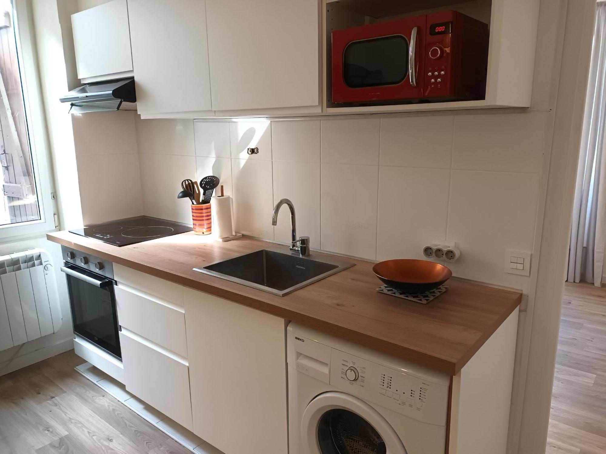 Appartement T2 Renove, Centre-Ville Hendaye, Proche Baie, Sans Ascenseur, Balcon, Calme, Wifi Non Inclus - Fr-1-239-850 Екстериор снимка